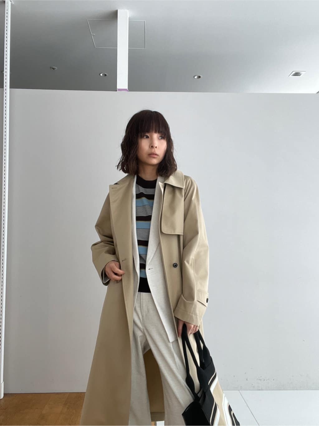 misaさんの「DRESSTERIOR｜【ウォッシャブル/美シルエット】ライト トレンチコート」を使ったコーディネート
