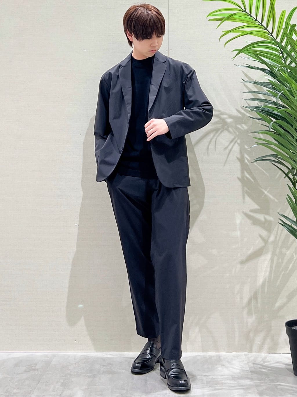 SHI-MAさんの「THE SHOP TK｜《KURO》コーデュラナイロン ジャケット セットアップ可／防シワ／撥水／ストレッチ」を使ったコーディネート