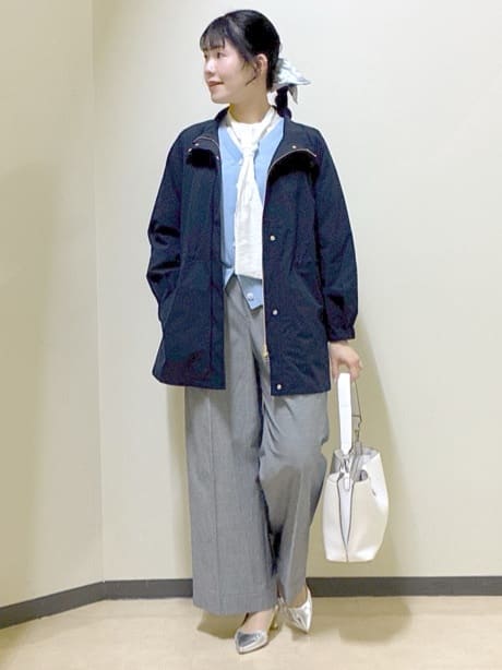  beni_gingerさんの「Reflect｜【通勤／ボウタイ取り外し可】ボウタイ付きバンドカラーブラウス」を使ったコーディネート