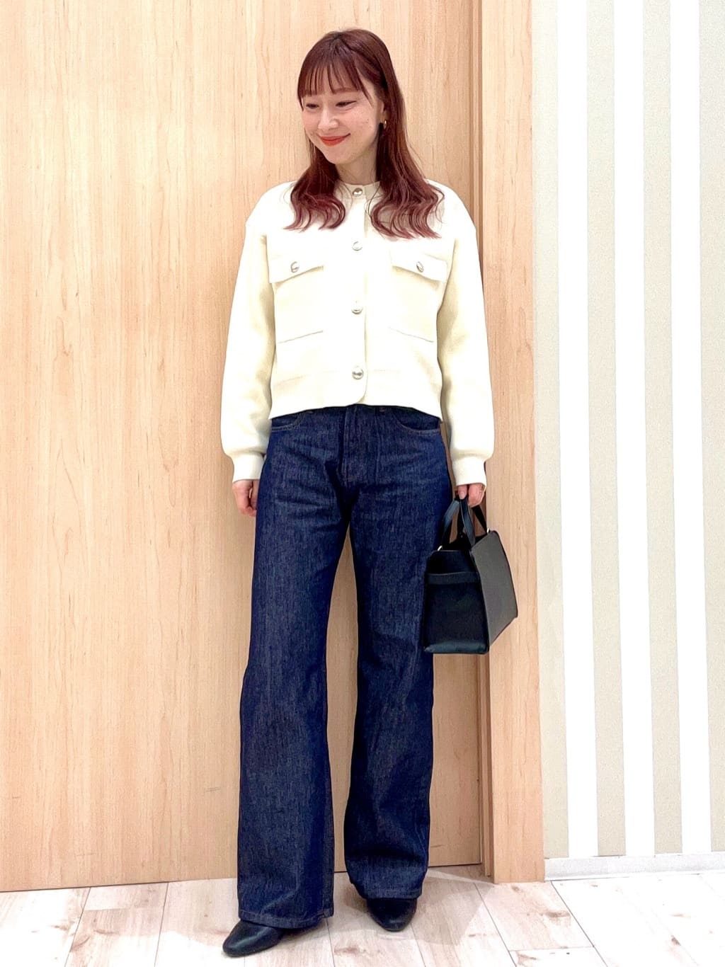 ririさんの「SHOO･LA･RUE｜【洗濯機可/S-LL】1枚でも羽織りでも 華やか上品カーデ」を使ったコーディネート