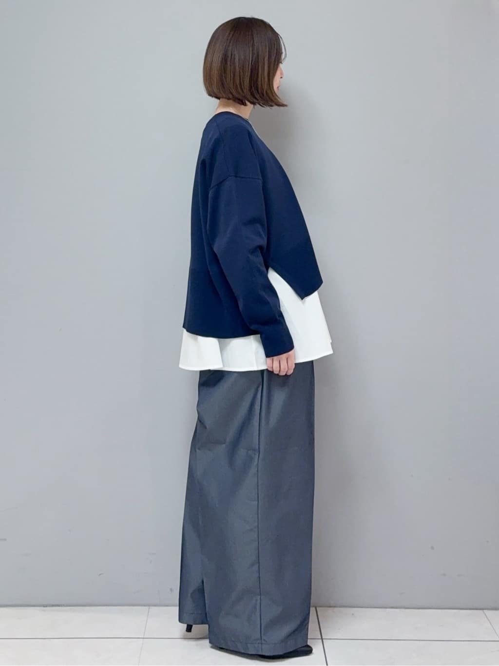 yさんの「OPAQUE.CLIP｜U字メタル&times;フェイクパール ロングスライドネックレス」を使ったコーディネート