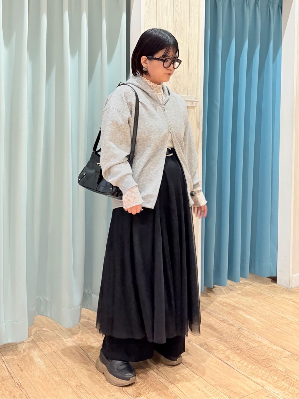 砂糖さんの「SHOO･LA･RUE｜【S-LL】上品なレースハイネックトップス」を使ったコーディネート