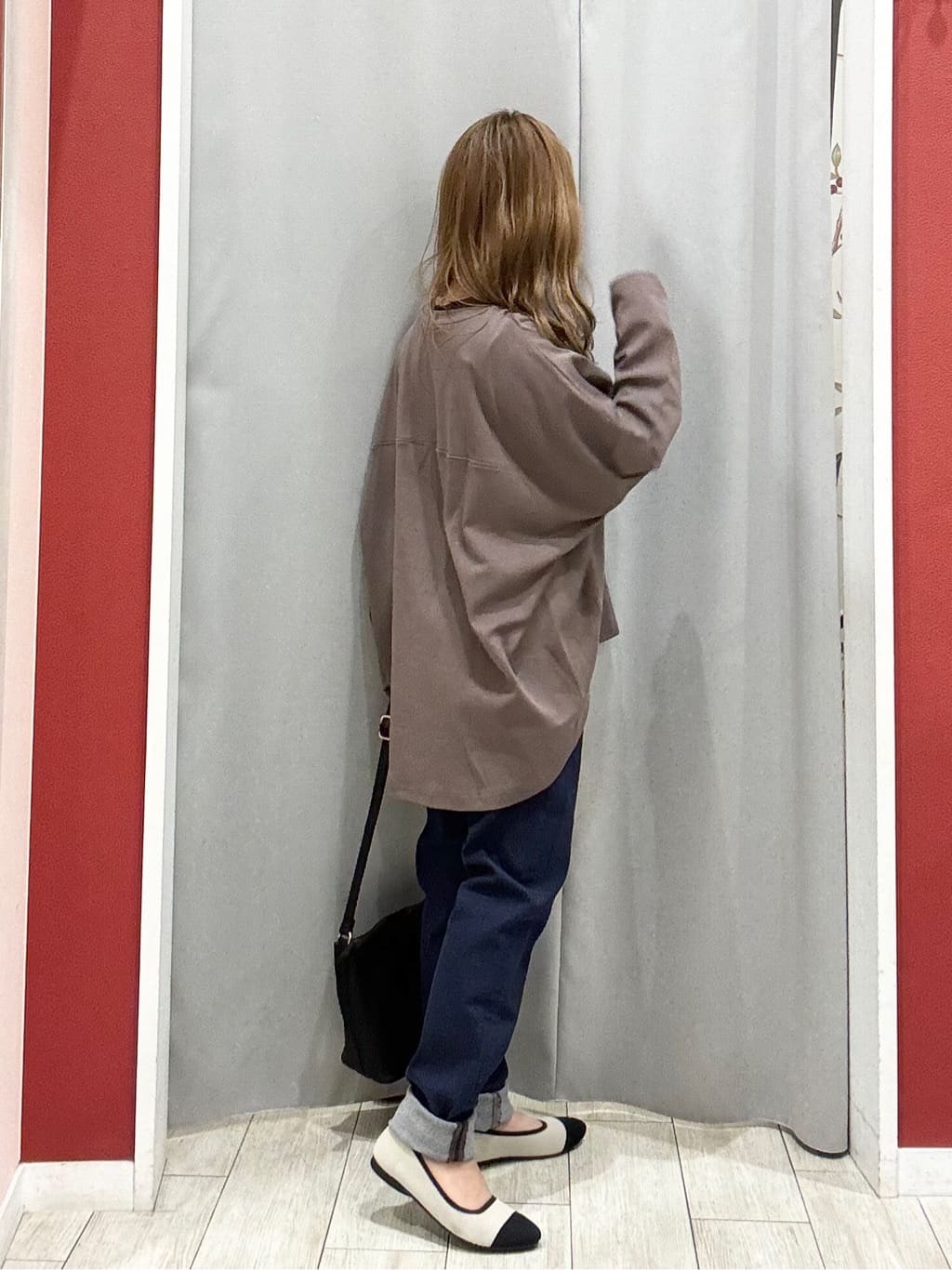 shioさんの「SHOO･LA･RUE｜【SHOO・LA・RUE DENIM】毎日使いたくなる ストレッチデニムスキニーパンツ」を使ったコーディネート