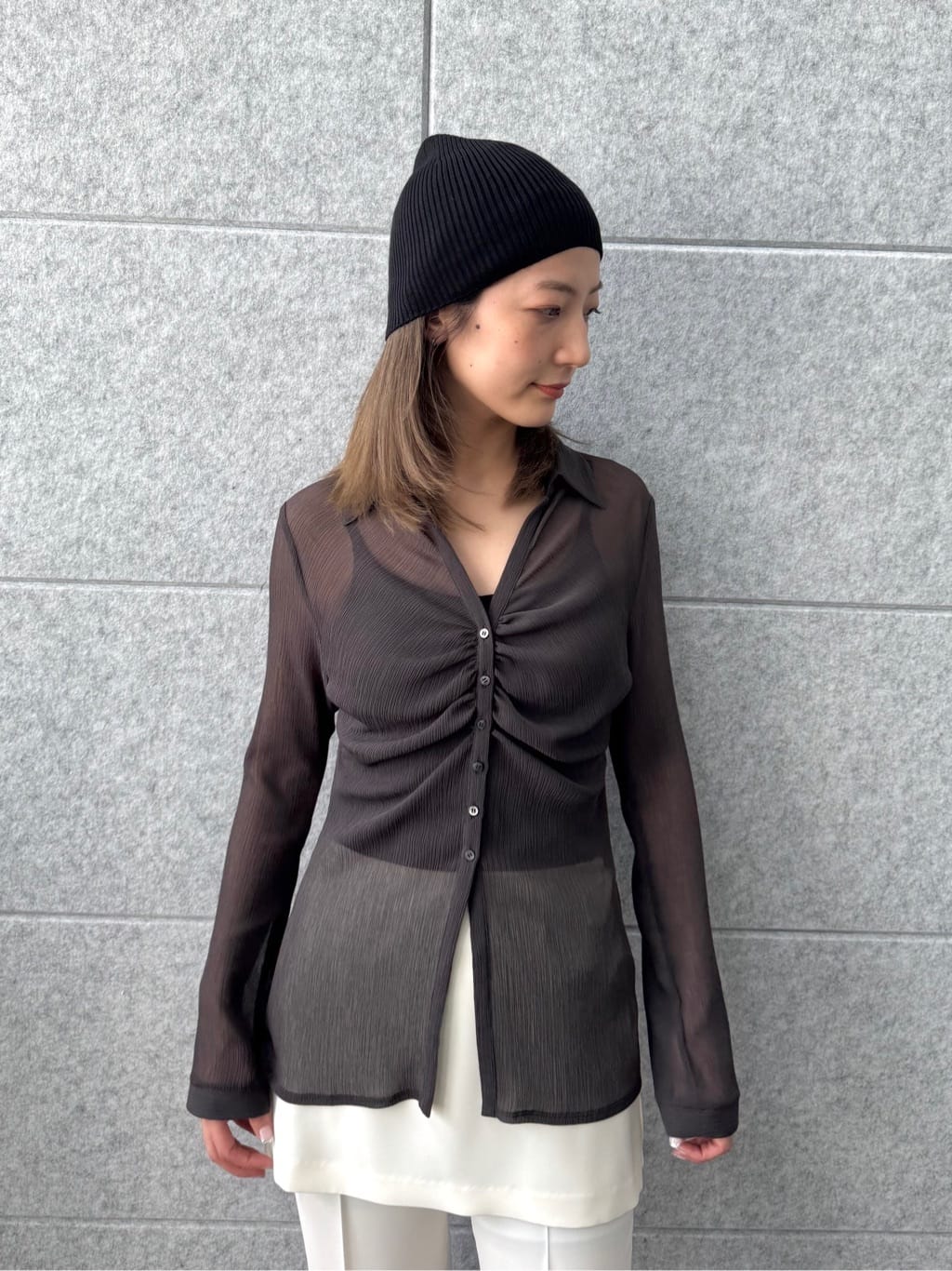 uchi__yamaさんの「CODE A｜thin gather shirts」を使ったコーディネート