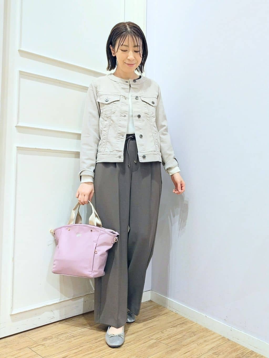 miomioさんの「SHOO･LA･RUE｜【Lee別注／撥水】6ポケットトートバッグ」を使ったコーディネート