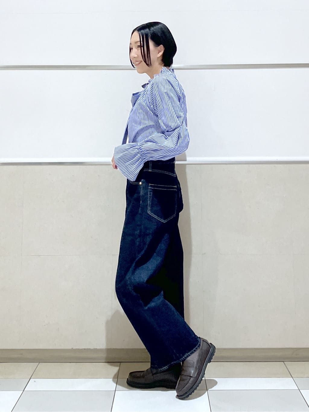 eriko さんの「Dessin｜【花粉ガード/撥水加工/洗える】クルーネックスプリングコート」を使ったコーディネート