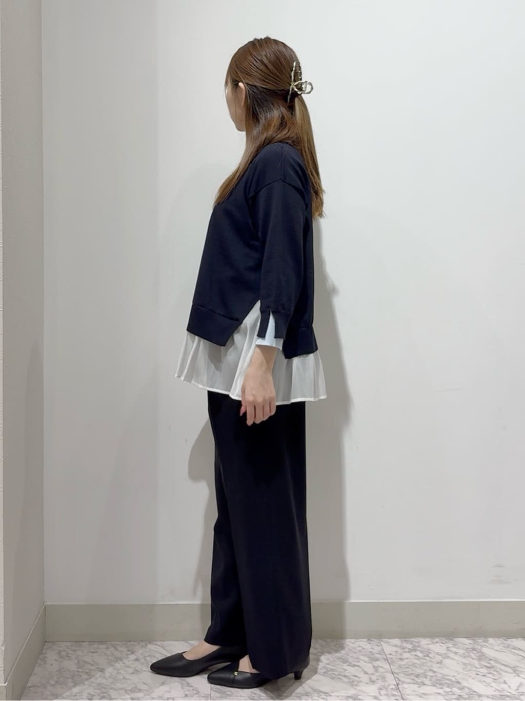 しかっちさんの「grove｜【ひんやり/洗濯機OK】きれい見えと快適さを両立する　春夏対応ワイドパンツ」を使ったコーディネート