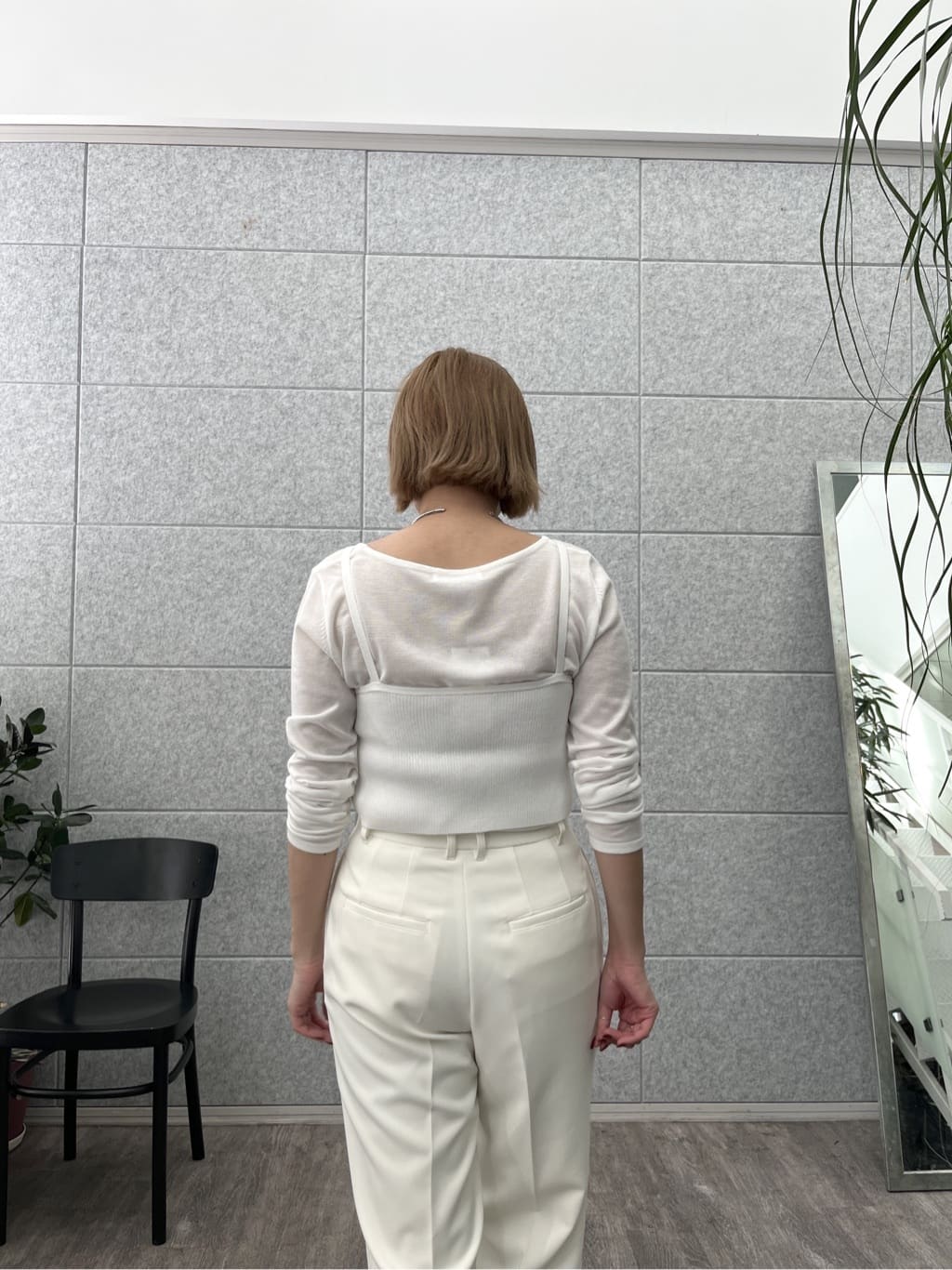 Harukaさんの「INDIVI｜Timeless｜ストレートフレアパンツ」を使ったコーディネート