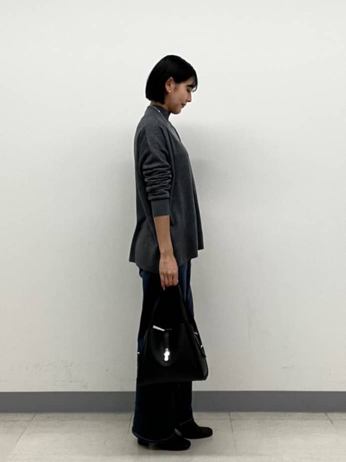 hinanoさんの「INDIVI｜【洗える／毛玉になりにくい】エクストラファインウール ハイネックニット」を使ったコーディネート