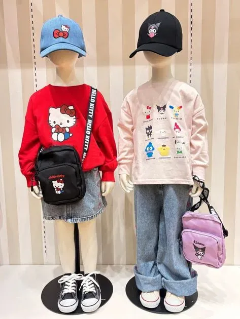 サンリオキャラクターズ】ハローキティ刺繍デニム（デニムパンツ