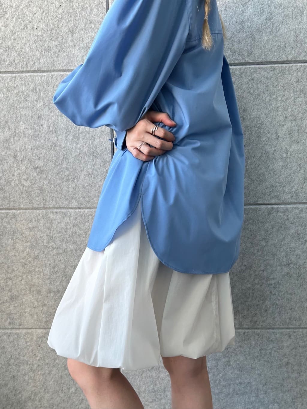 honoka Aさんの「CODE A｜【Re】point neck shirt」を使ったコーディネート