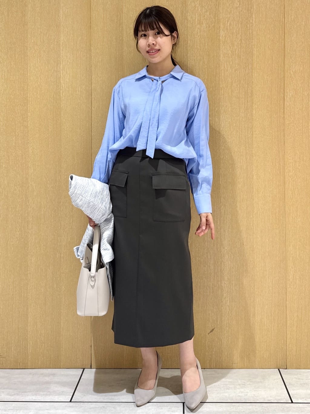 nanaさんの「UNTITLED｜◆【洗える/接触冷感】リラックスボウタイブラウス」を使ったコーディネート