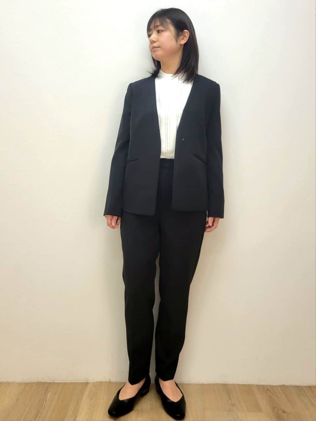 LISAさんの「OPAQUE.CLIP｜《通勤／セットアップ対応》 Vネックジャケット／ダブルクロス【洗濯機OK】」を使ったコーディネート