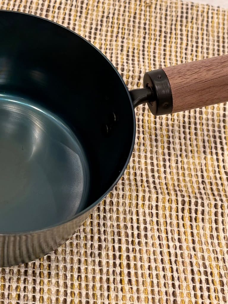 YUKOさんの「212 KITCHEN STORE｜お味噌汁パン 16cm ウォルナット <藤田金属＞」を使ったコーディネート
