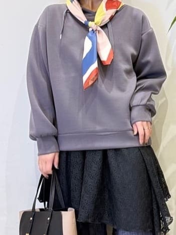 misakiさんの「SHOO･LA･RUE｜【前後2WAYネック】レイヤードスタイルにおすすめ レースキャミチュニック」を使ったコーディネート