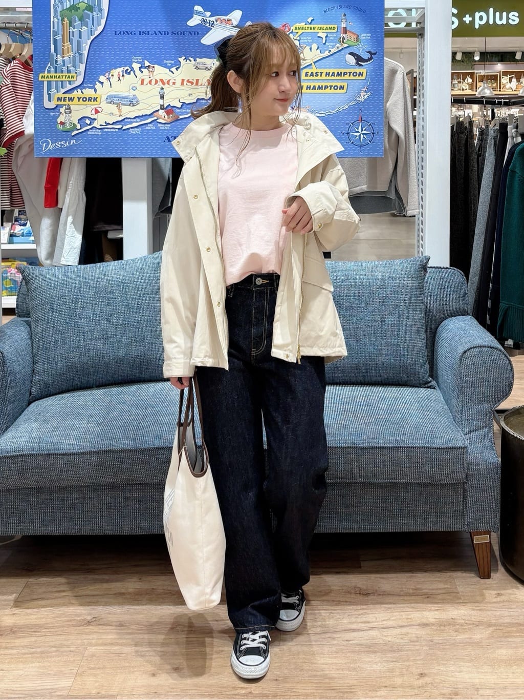 yuinaさんの「Dessin｜【360度可愛い・洗える】バックヘンリーカットソー」を使ったコーディネート