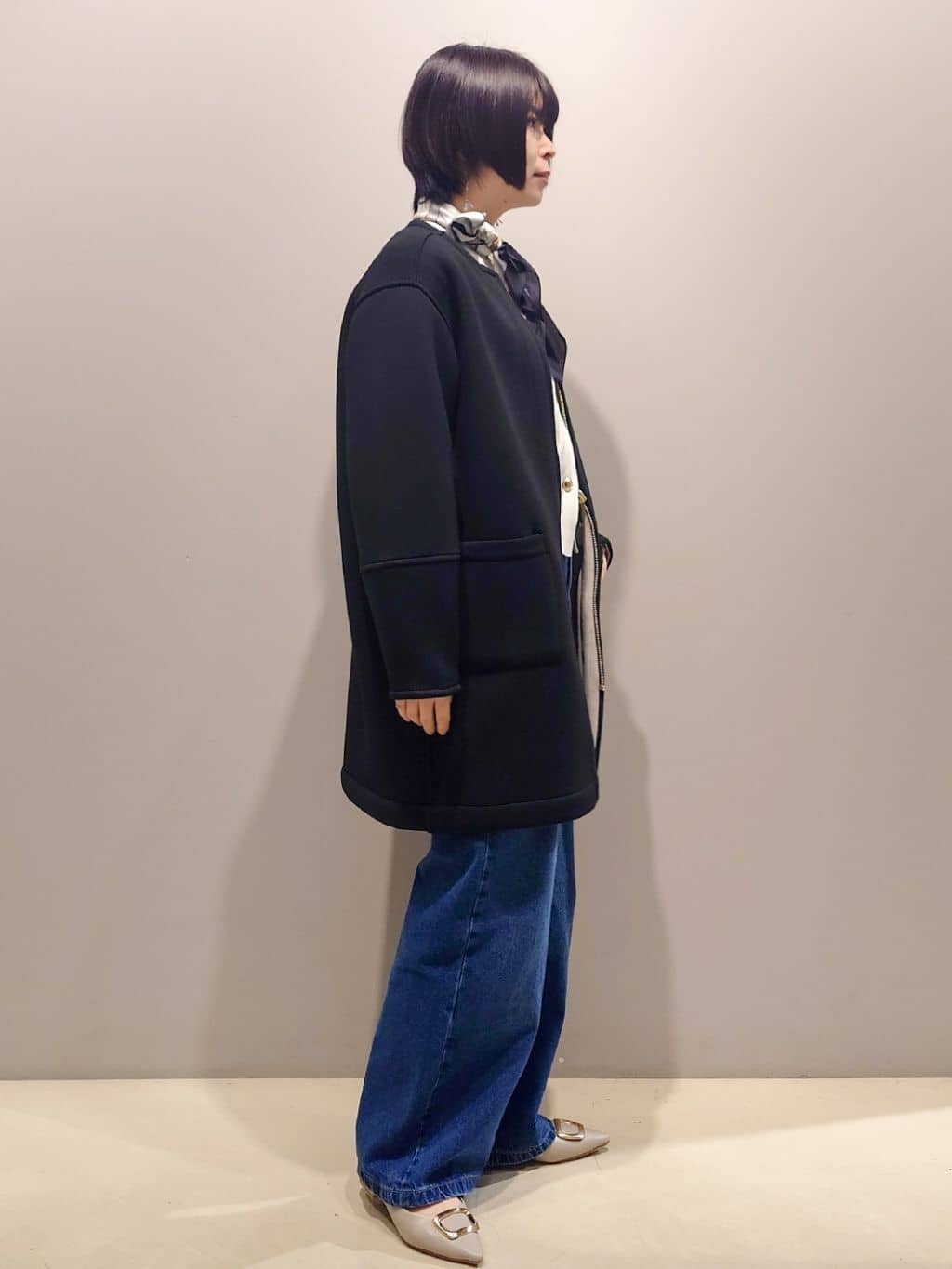 me：)さんの「OPAQUE.CLIP｜リバーシブル配色ノーカラーコート【洗濯機OK】」を使ったコーディネート