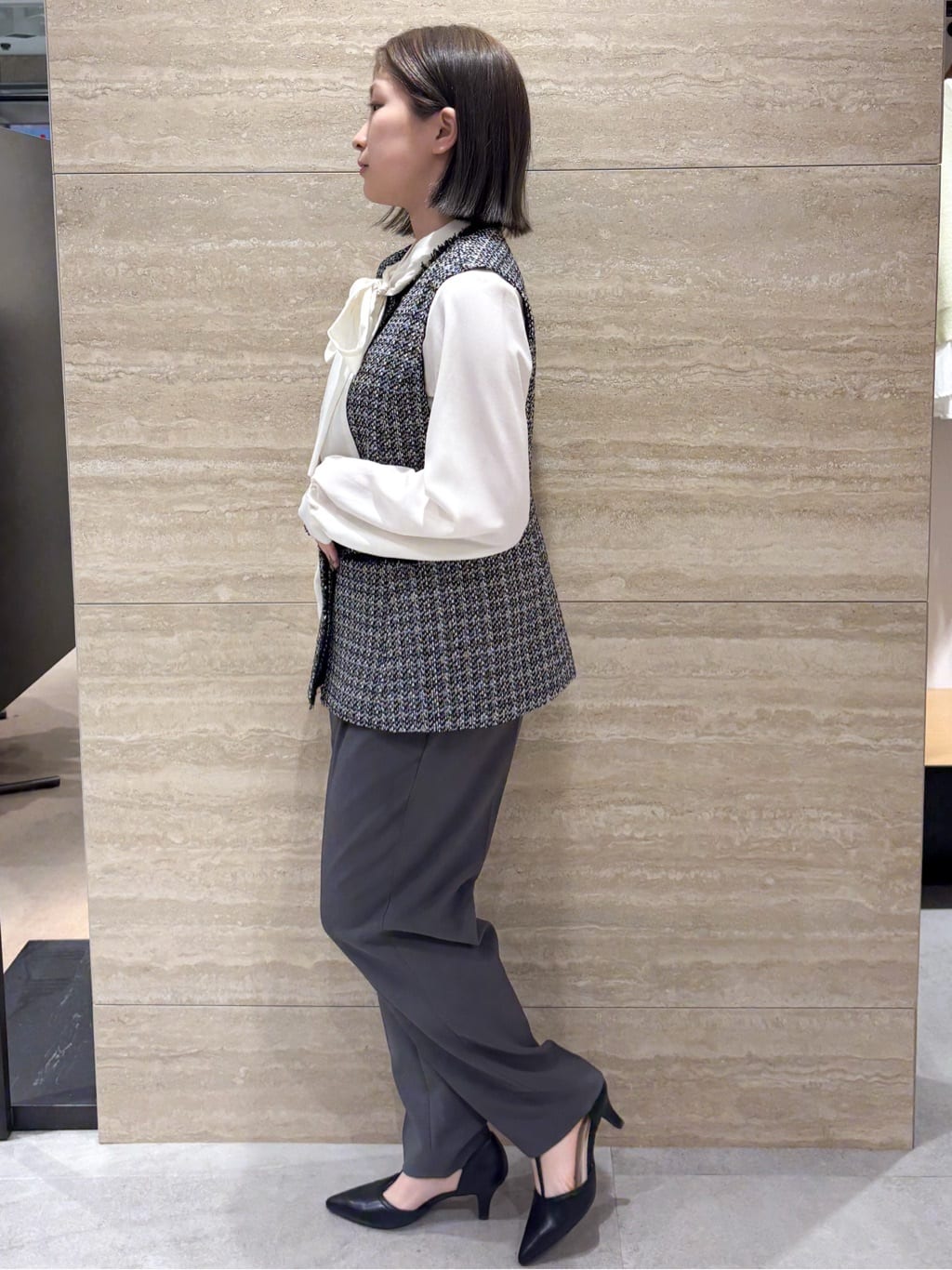 ふうかさんの「index｜ファンシーツイードペプラムジレ【洗える】」を使ったコーディネート