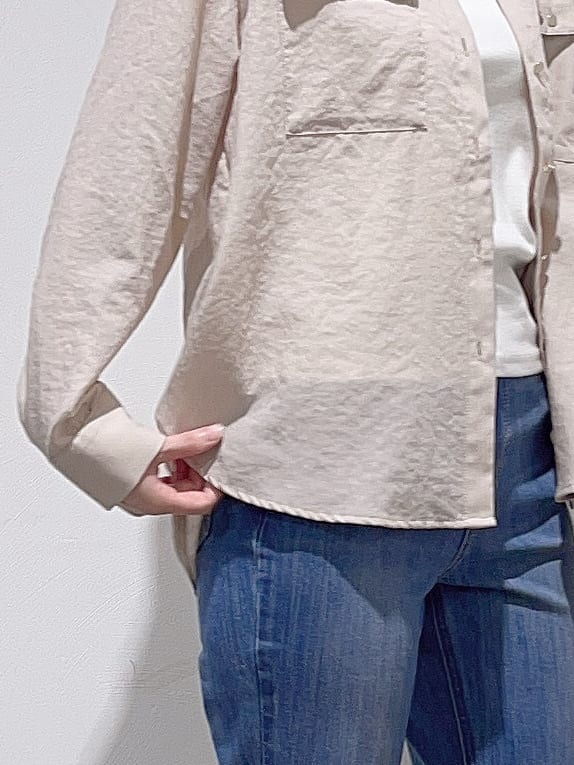 HITOMIさんの「grove｜【貴島明日香さん着用】お仕事も普段も。今どきワークシャツブラウス」を使ったコーディネート