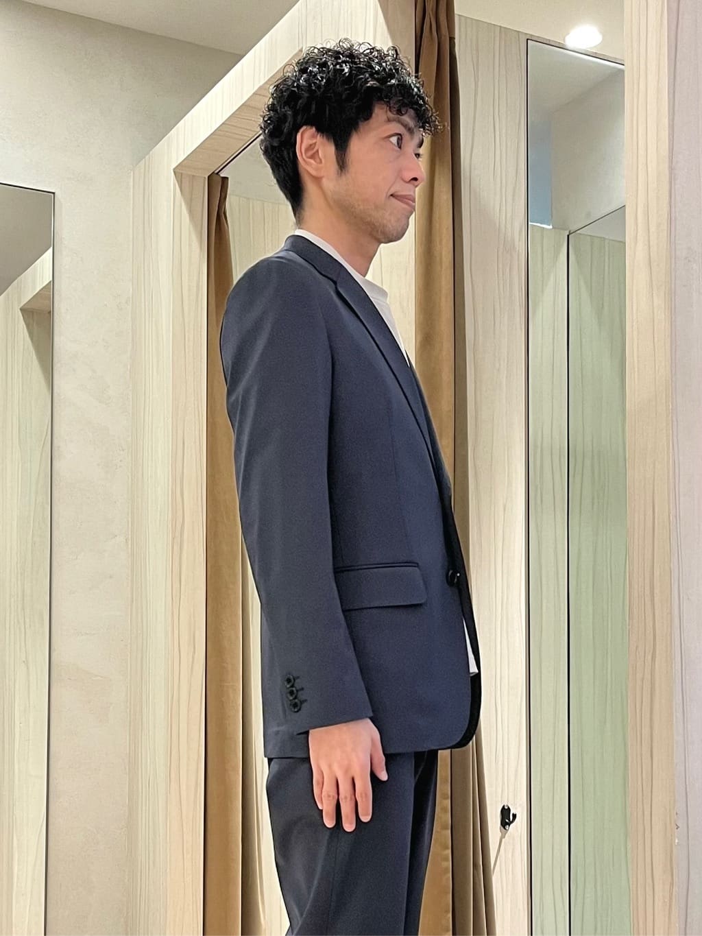 URAさんの「TAKEO KIKUCHI｜【3WAY】ドビー ダウンライナー付ブルゾン」を使ったコーディネート