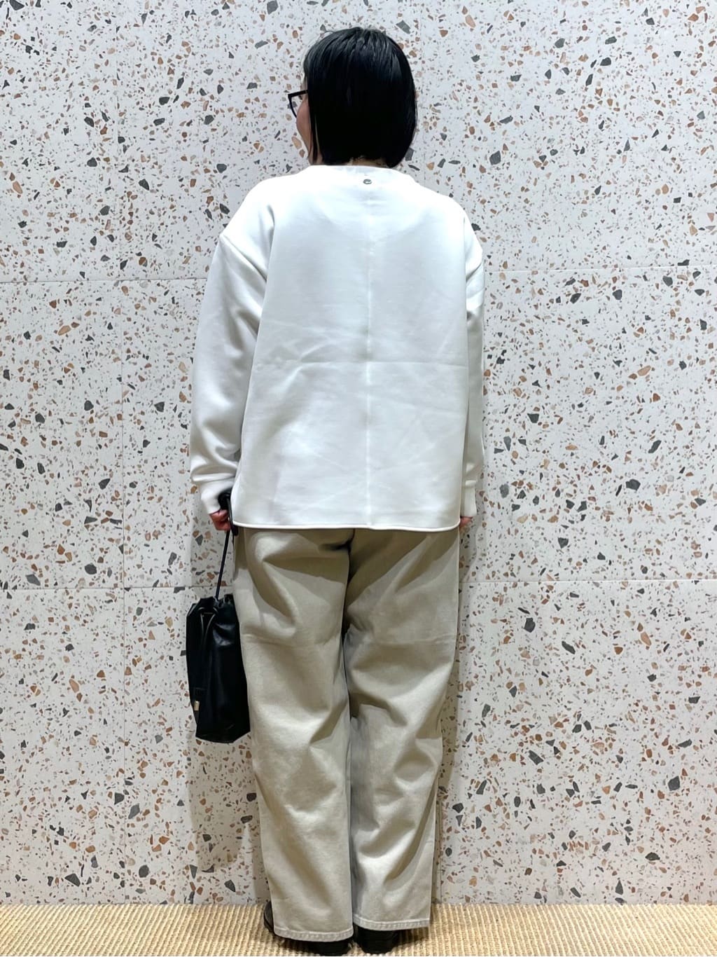 シゲリさんの「OPAQUE.CLIP｜リラクシーボリュームスリーブトップス【洗濯機OK】」を使ったコーディネート