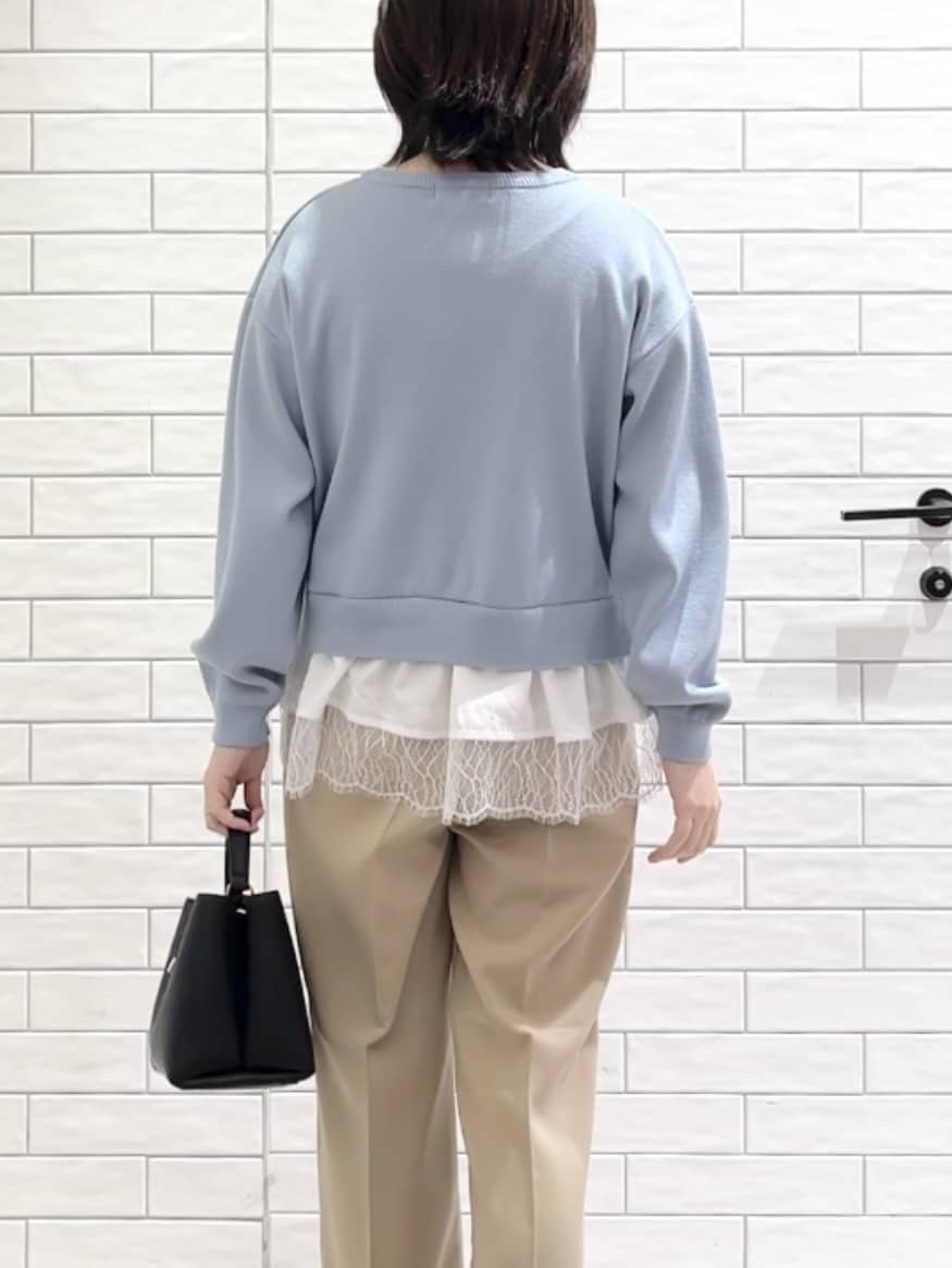 しおりさんの「OPAQUE.CLIP｜裾レースドッキングニット」を使ったコーディネート
