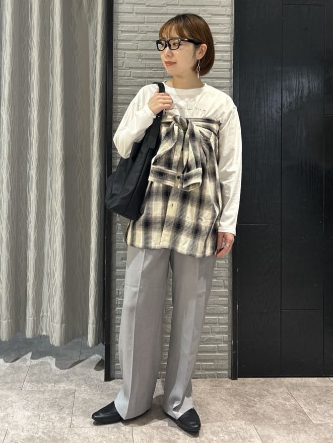 ga_riさんの「THE SHOP TK｜ロゴ箔プリントロンTee」を使ったコーディネート
