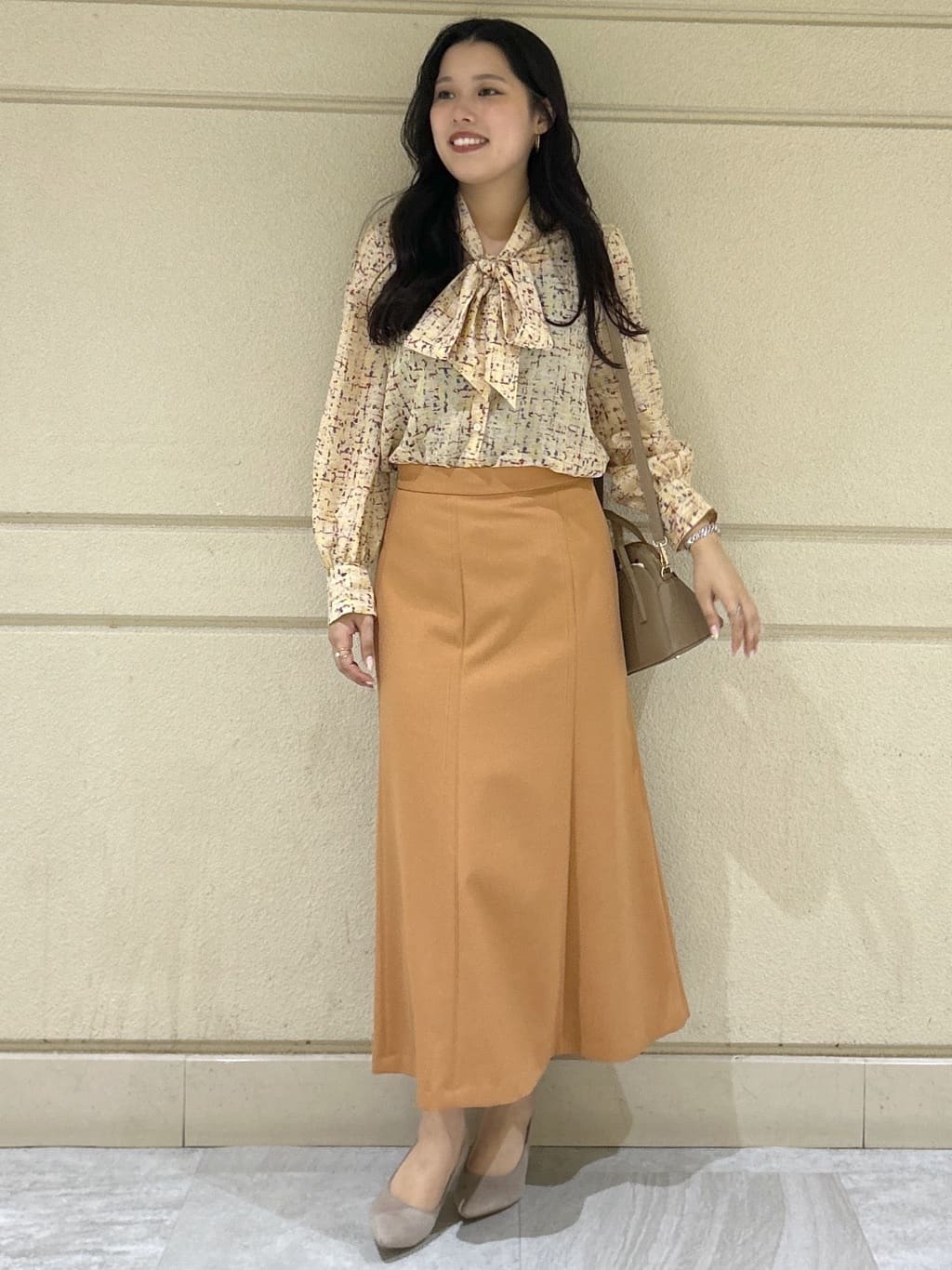 Momokaさんの「COUP DE CHANCE｜【手洗い可】プリントボウブラウス」を使ったコーディネート