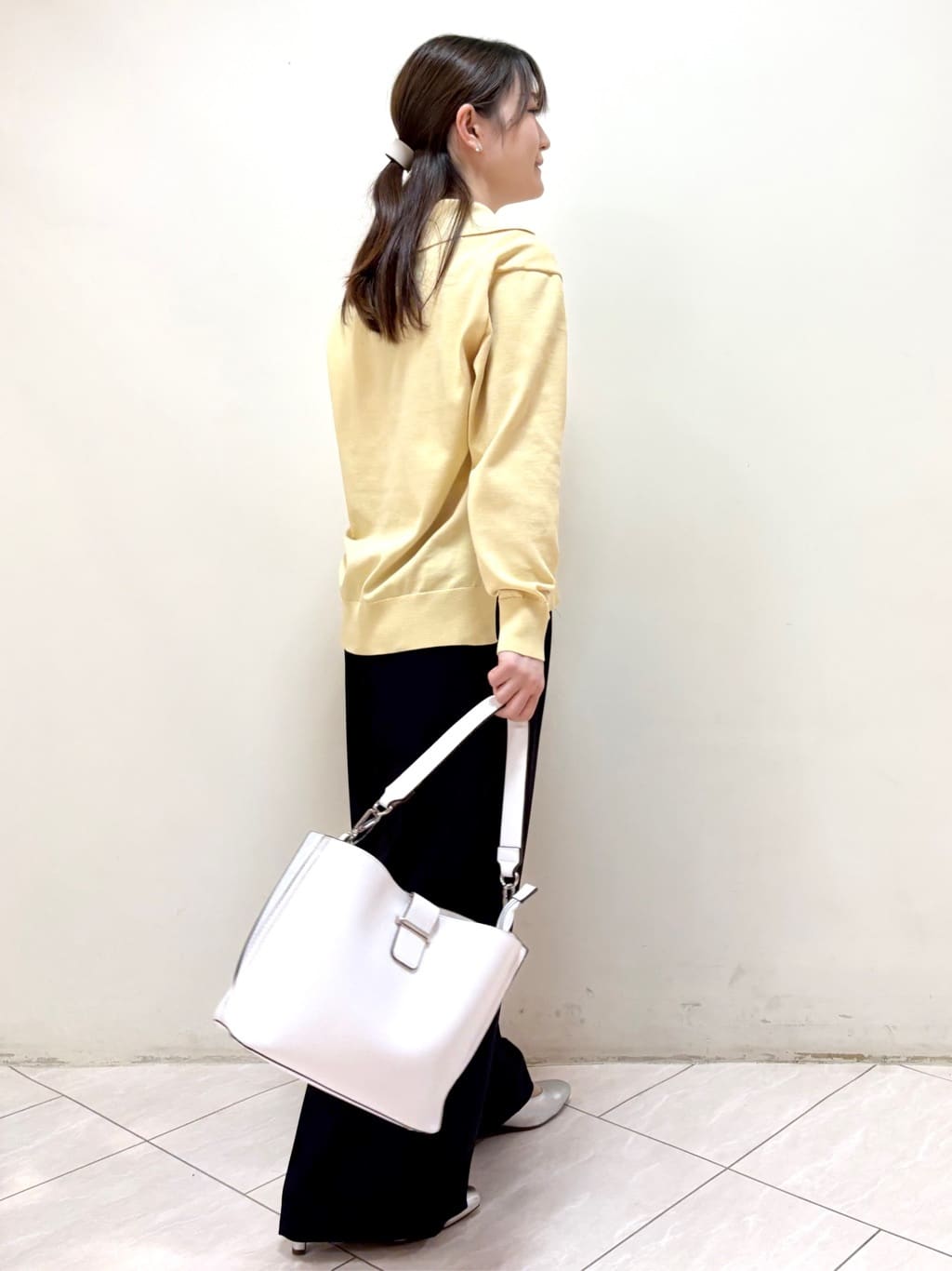 mikiさんの「Reflect｜スキッパーネックニットプルオーバー」を使ったコーディネート