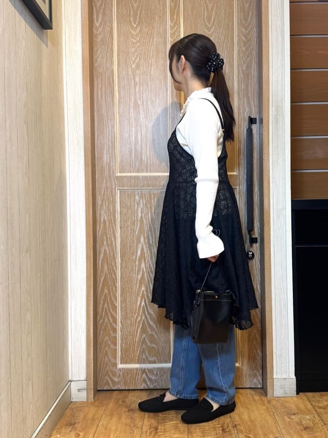 KAORIさんの「SHOO･LA･RUE｜【前後2WAYネック】レイヤードスタイルにおすすめ レースキャミチュニック」を使ったコーディネート