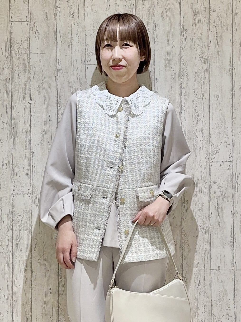 Hana...eさんの「index｜ファンシーツイードペプラムジレ【洗える】」を使ったコーディネート