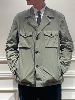 橋本さんの「DRESSTERIOR｜オックスフォード ラウンドカラーシャツ」を使ったコーディネート