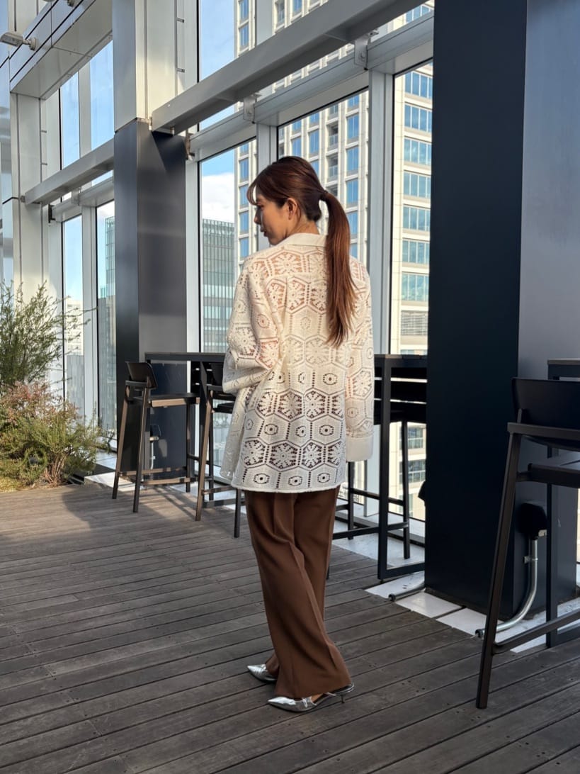norimiさんの「INDIVI｜カップ付きクロップドキャミ」を使ったコーディネート