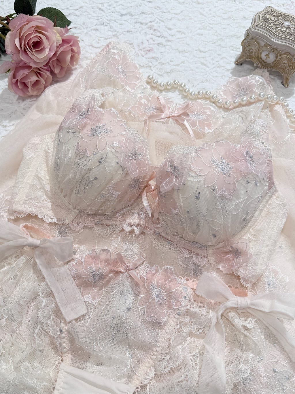 asaさんの「Risa Magli｜シュテファニ ブラジャー (B-C) ＜Side Shape（サイドシェイプ）＞」を使ったコーディネート