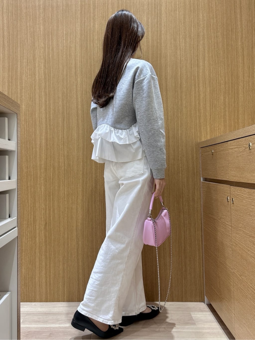 maiさんの「OPAQUE.CLIP｜裾フリルドッキングトップス【洗濯機OK】」を使ったコーディネート