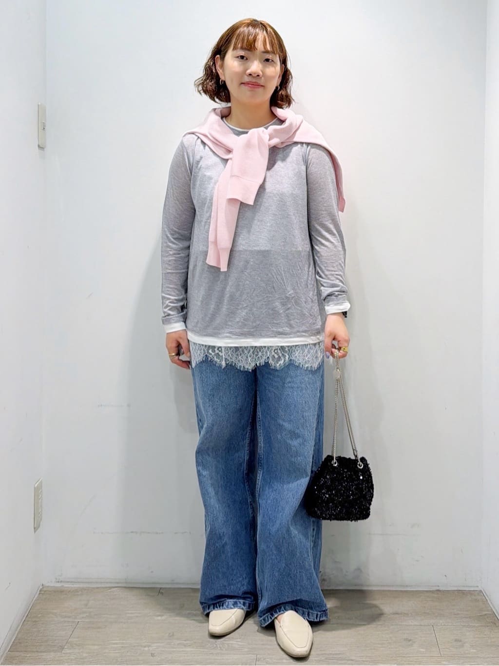 sumicaさんの「OPAQUE.CLIP｜配色レイヤードロングスリーブTシャツ【洗える】」を使ったコーディネート