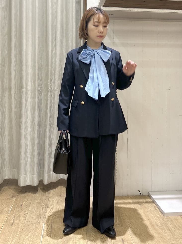 ga_riさんの「THE SHOP TK｜【通勤にもデイリーにも】CAVIAN 金ボタンダブルブレストジャケット」を使ったコーディネート