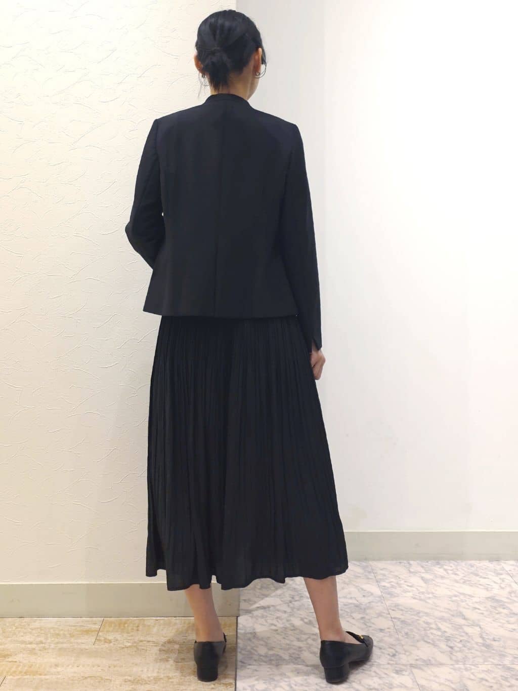 ケイさんの「grove｜【マシンウォッシュ／防シワ/SS-3L】ストレッチノーカラージャケット」を使ったコーディネート