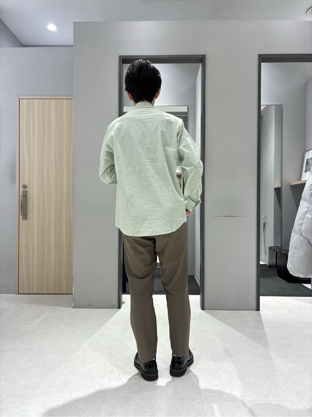 わいずみさんの「TAKEO KIKUCHI｜畦編みチェック ニットカーディガン」を使ったコーディネート