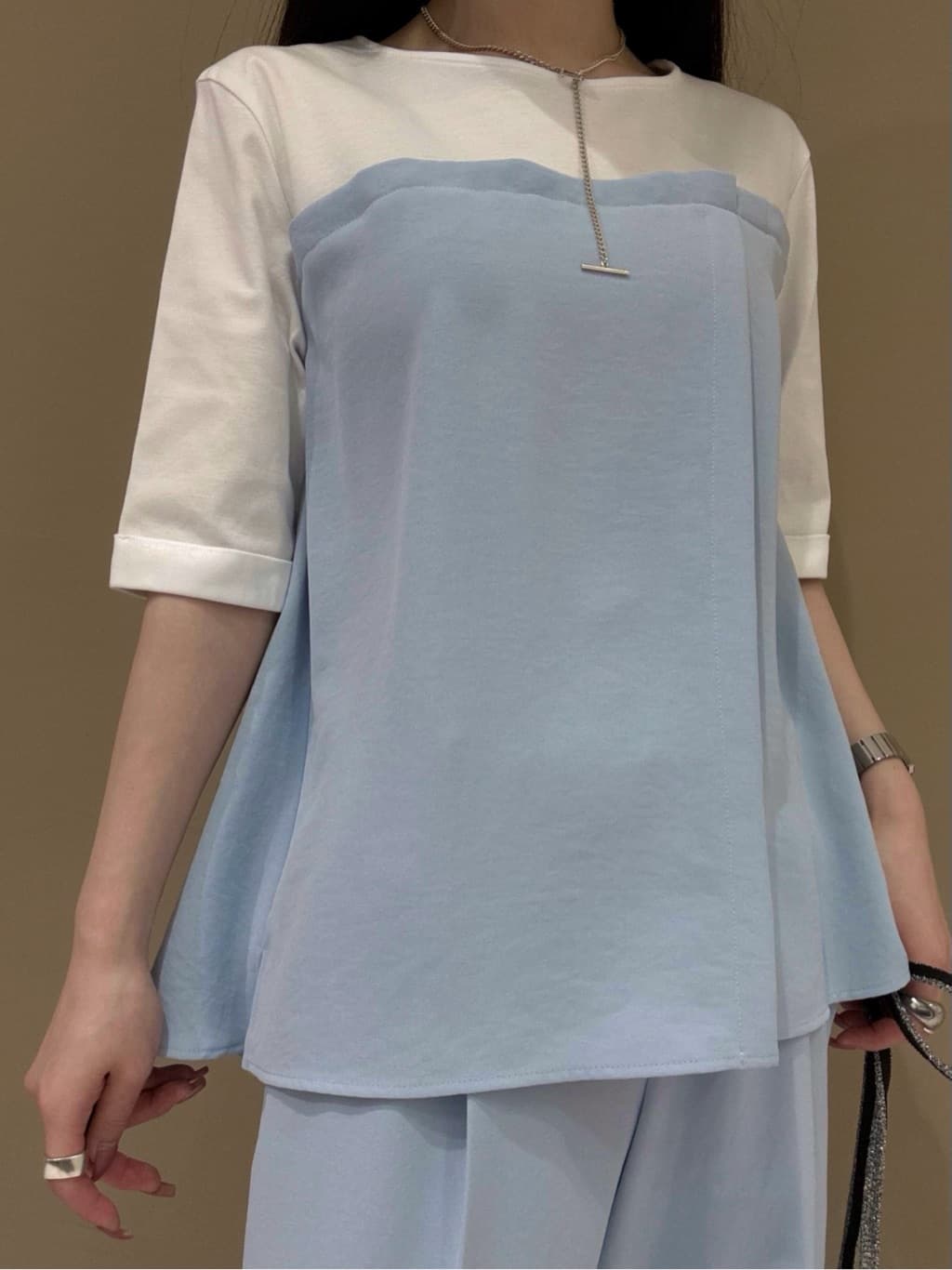 KEIKOさんの「INDIVI｜【着る日傘／SETUP可能】ビスチェレイヤード風トップス」を使ったコーディネート
