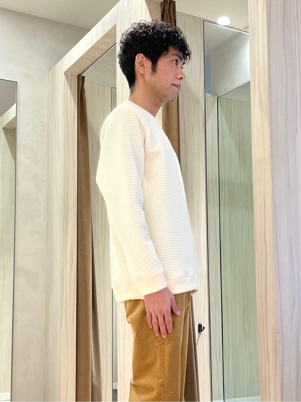 URAさんの「TAKEO KIKUCHI｜【3WAY】ドビー ダウンライナー付ブルゾン」を使ったコーディネート