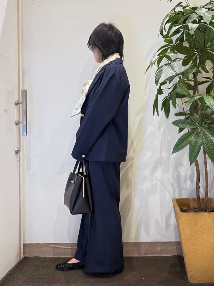 misakiさんの「SHOO･LA･RUE｜【洗濯機可/セットアップ可/UV/SS-LL】楽してきちんと きれい見えゆったりワイドパンツ」を使ったコーディネート