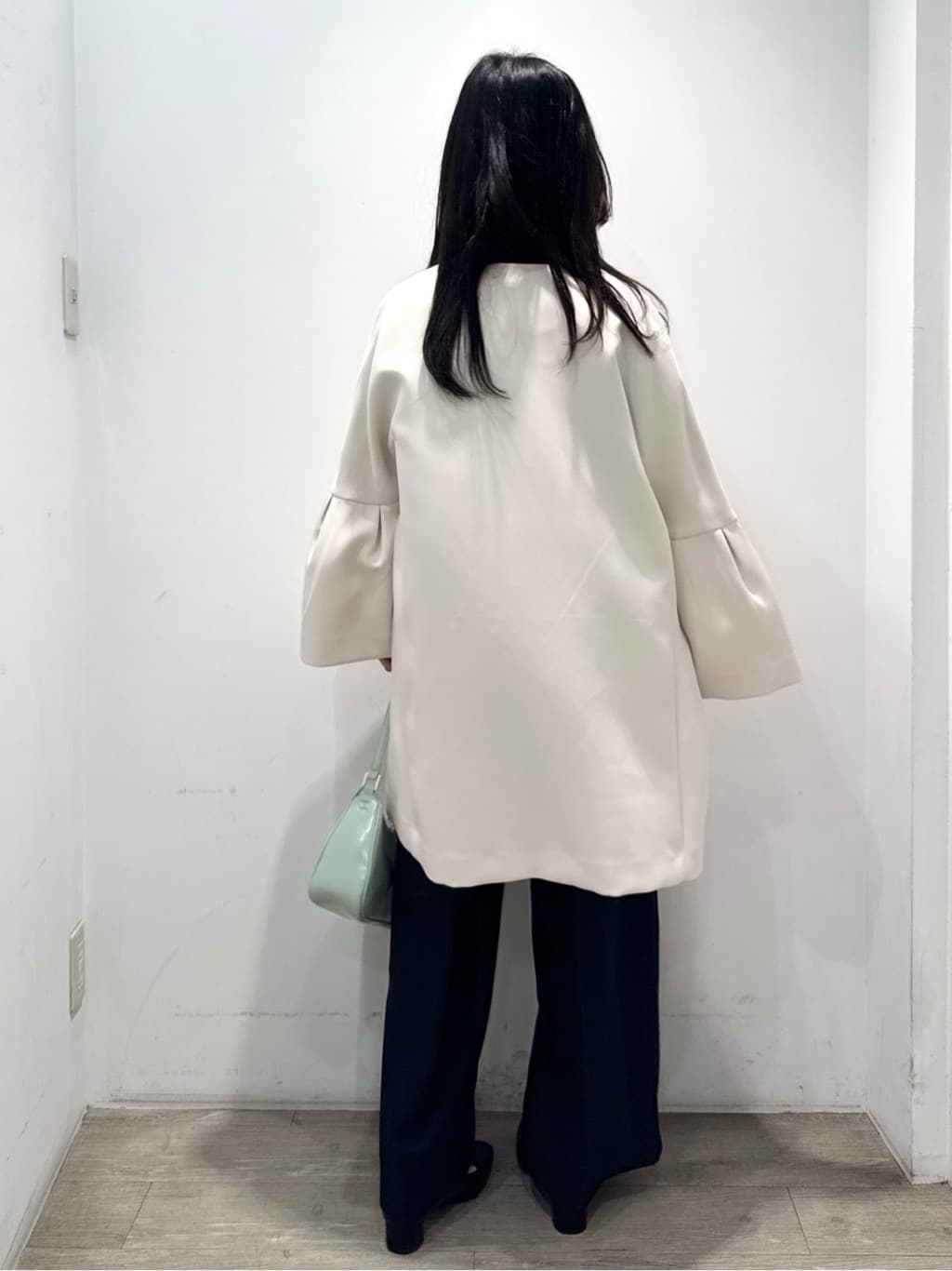 yuicciさんの「OPAQUE.CLIP｜フレアスリーブミドルコート【洗濯機OK】」を使ったコーディネート