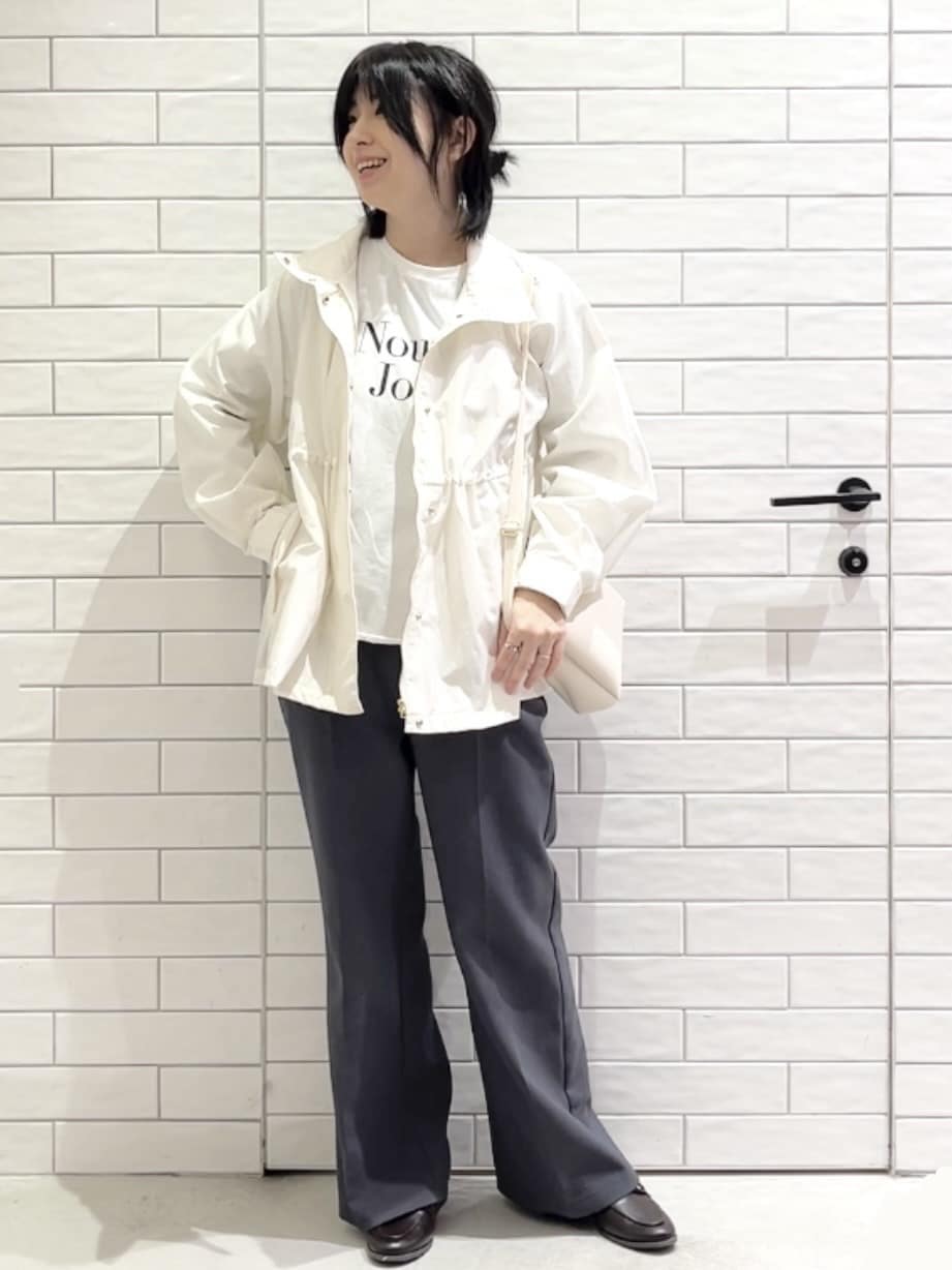 しおりさんの「OPAQUE.CLIP｜撥水スタンドZIPブルゾン【洗濯機OK／UVケア／花粉対応】」を使ったコーディネート