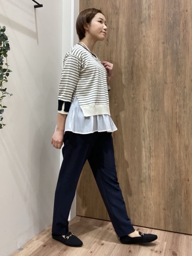まなしぃさんの「grove｜【マシンウォッシュ／防シワ/SS-3L】ストレッチテーパードパンツ」を使ったコーディネート