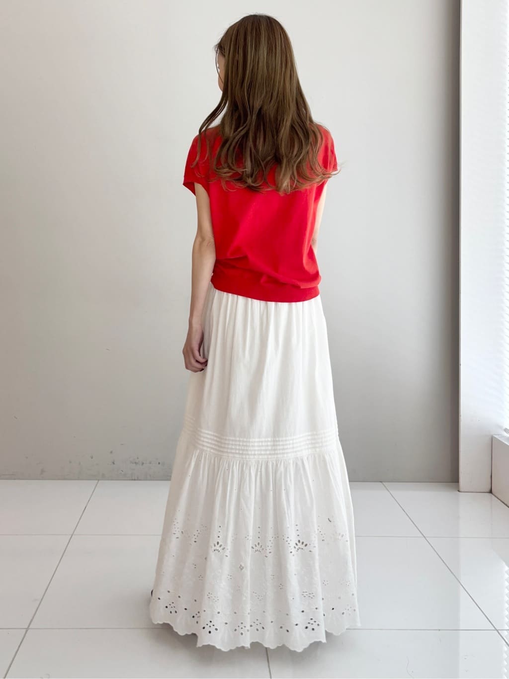 清水夏姫さんの「DRESSTERIOR｜【ウォッシャブル】コットンシルクフレンチスリーブニット」を使ったコーディネート