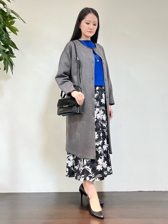 カレンさんの「UNTITLED｜【洗える/軽羽織り】マシュマロタッチ　スエード調コート」を使ったコーディネート