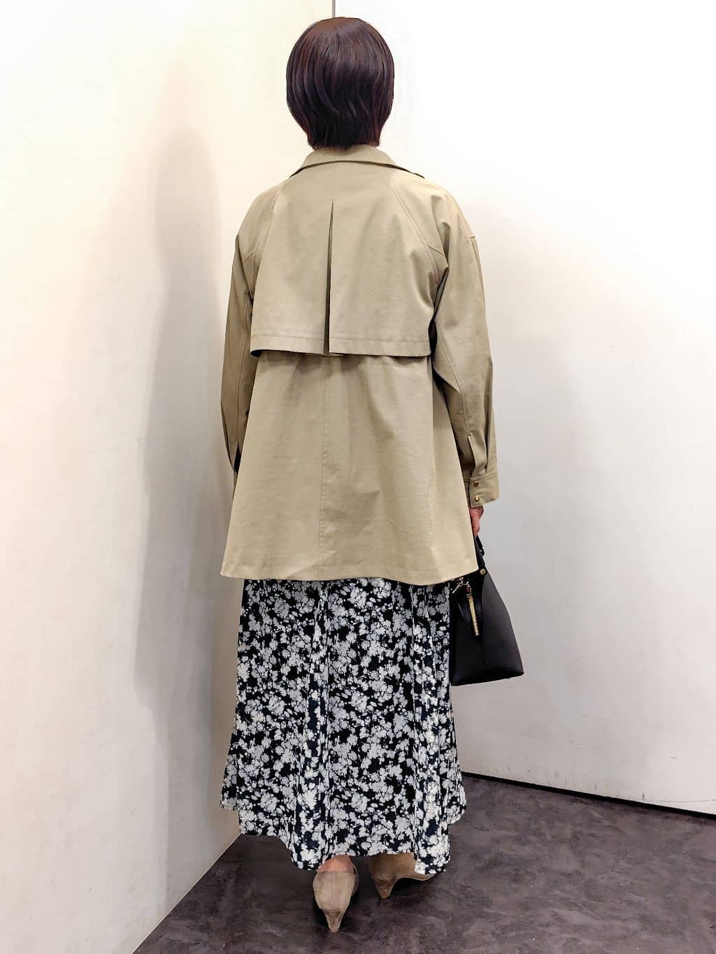 masaさんの「grove｜【撥水／シルエット2WAY】羽織るだけでサマになる、スタンドネックテントラインコート」を使ったコーディネート