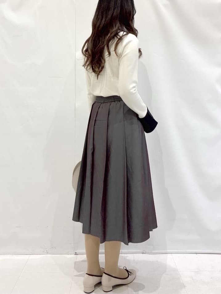 komaさんの「OPAQUE.CLIP｜バイカラーボウタイパール調ニット【洗濯機OK】」を使ったコーディネート