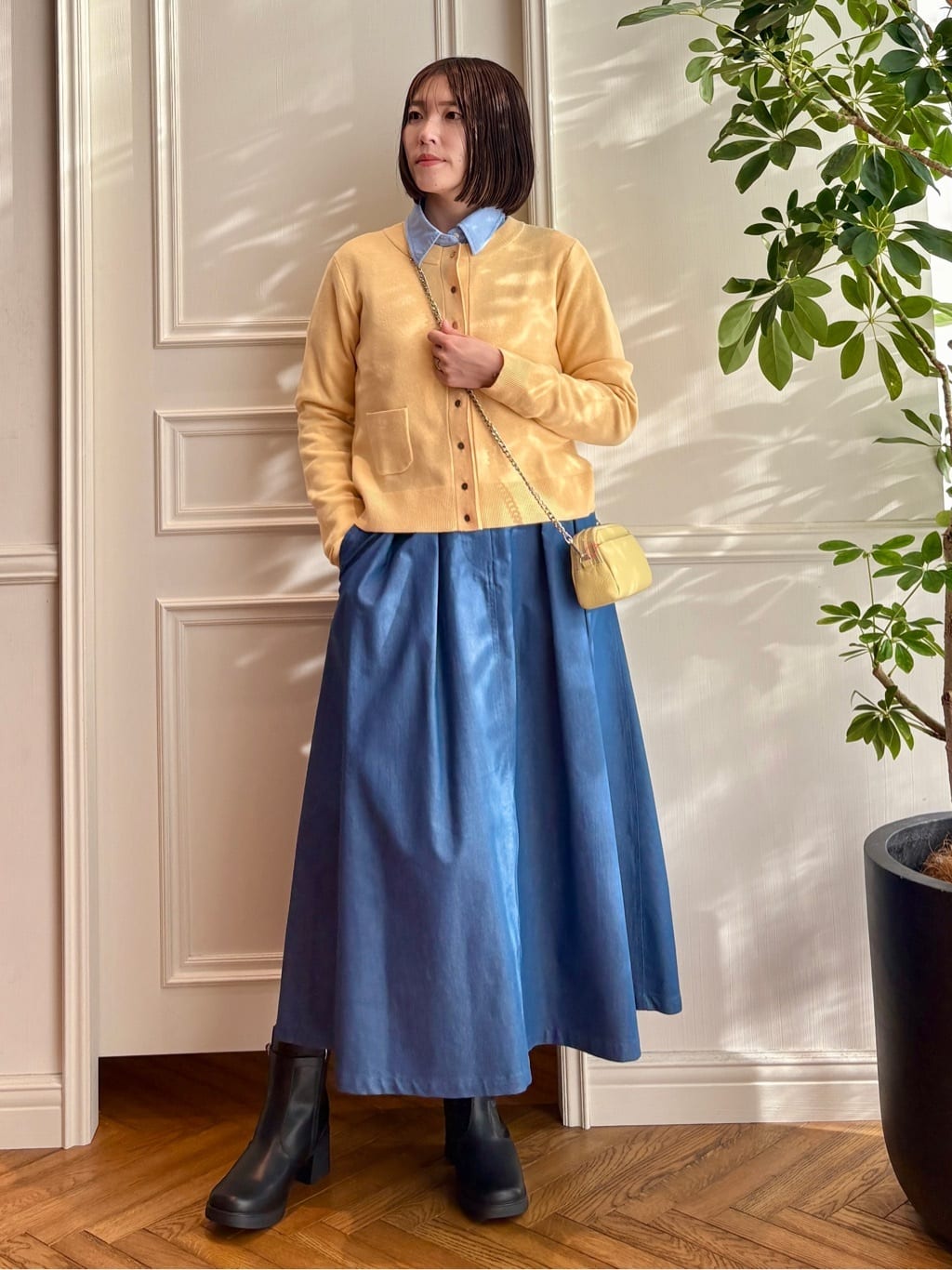 nakaoさんの「DRESSTERIOR｜【接触冷感/吸水速乾】クールタッチ デニムライク タックスカート」を使ったコーディネート